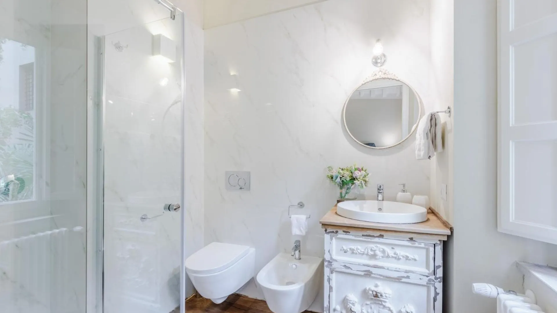Casa Chiostro, A Central 3 Bedrooms Apartment Lukka Włochy