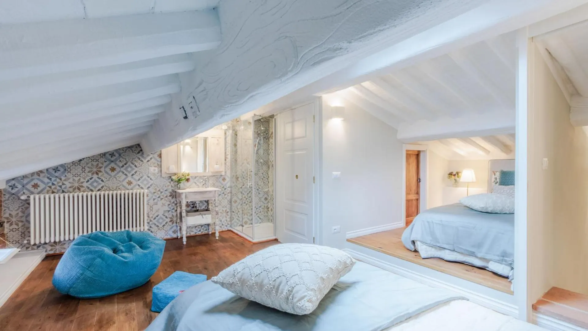 Casa Chiostro, A Central 3 Bedrooms Apartment Lukka