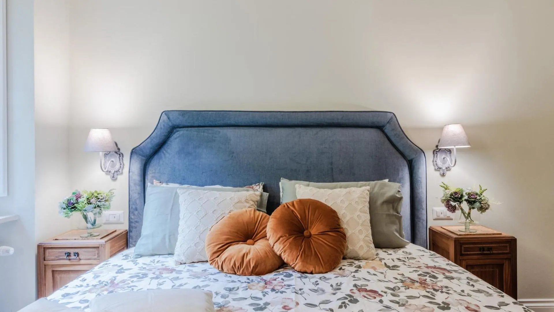 Casa Chiostro, A Central 3 Bedrooms Apartment Lukka