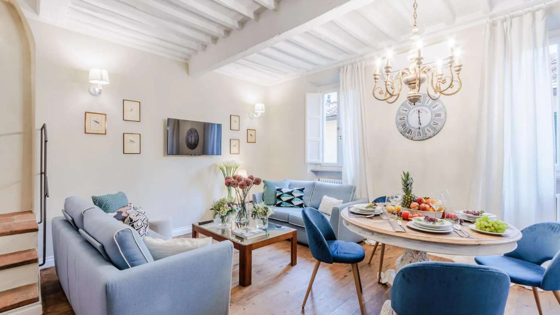 Casa Chiostro, A Central 3 Bedrooms Apartment Lukka